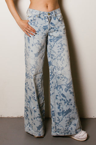 Urban Outfitters BDG Low & Wide Jean in Floral Print