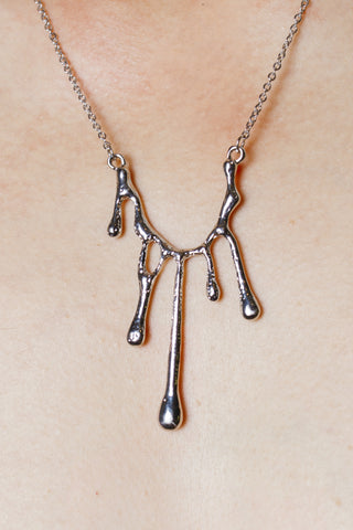 Drip Pendant Necklace